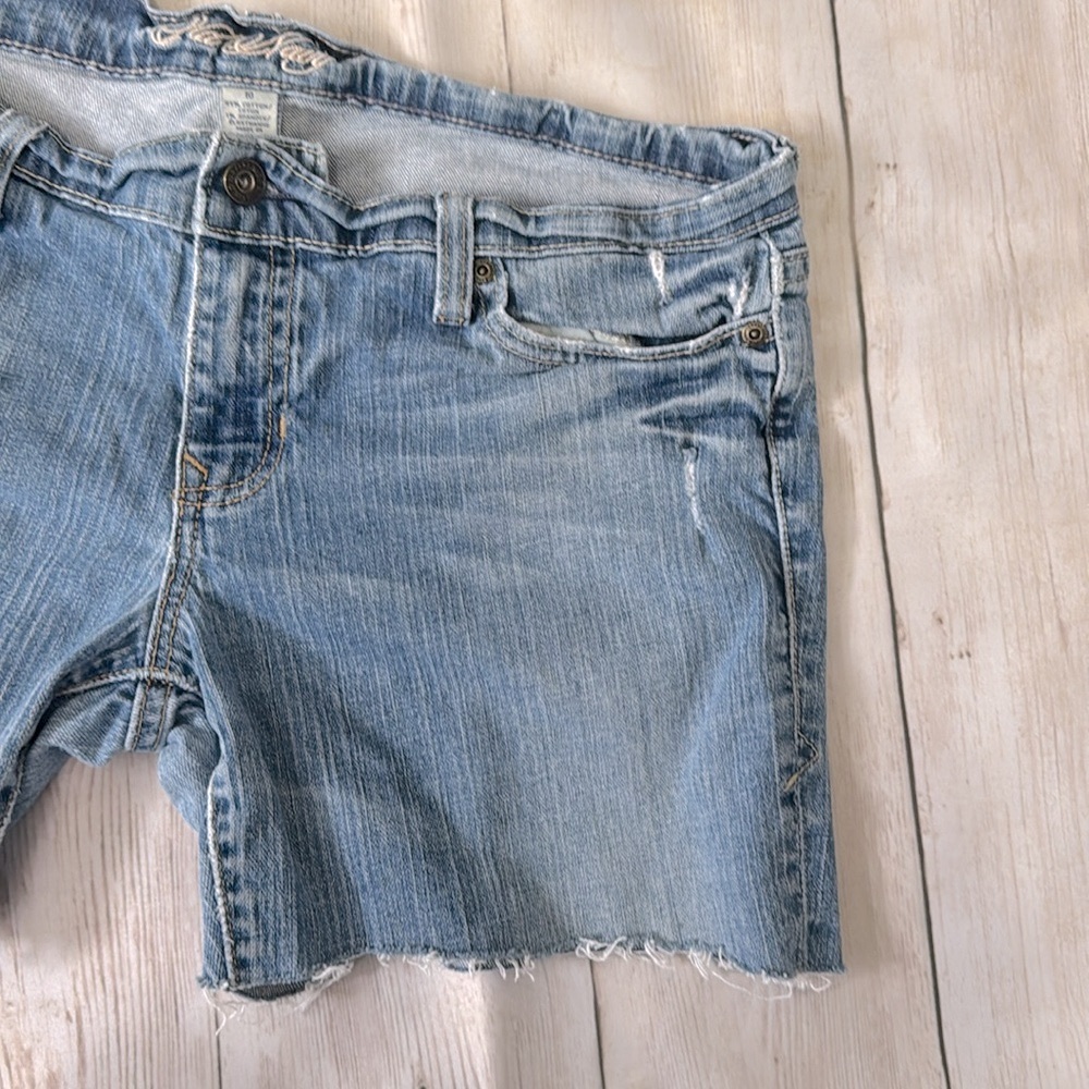 Denim frayed shorts - Picture 3 of 5